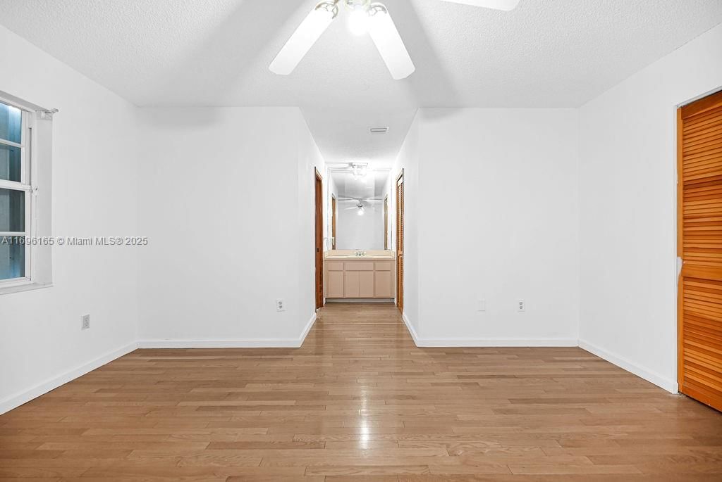 Real estate property located at 15363 42nd Ter, Miami-dade, C-west Lakes Of The Meado, Miami, FL