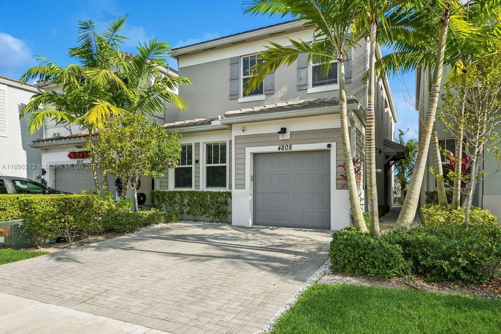 Real estate property located at 4808 48th Ter, Broward, TRAILS AT CENTRAL PARC, Tamarac, FL