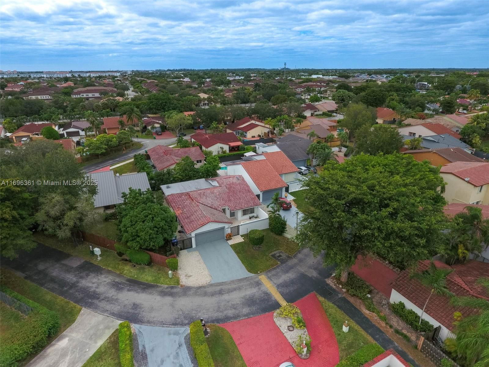 Real estate property located at 9024 151st Ave Rd, Miami-dade, Hammocks Sec 3, Miami, FL