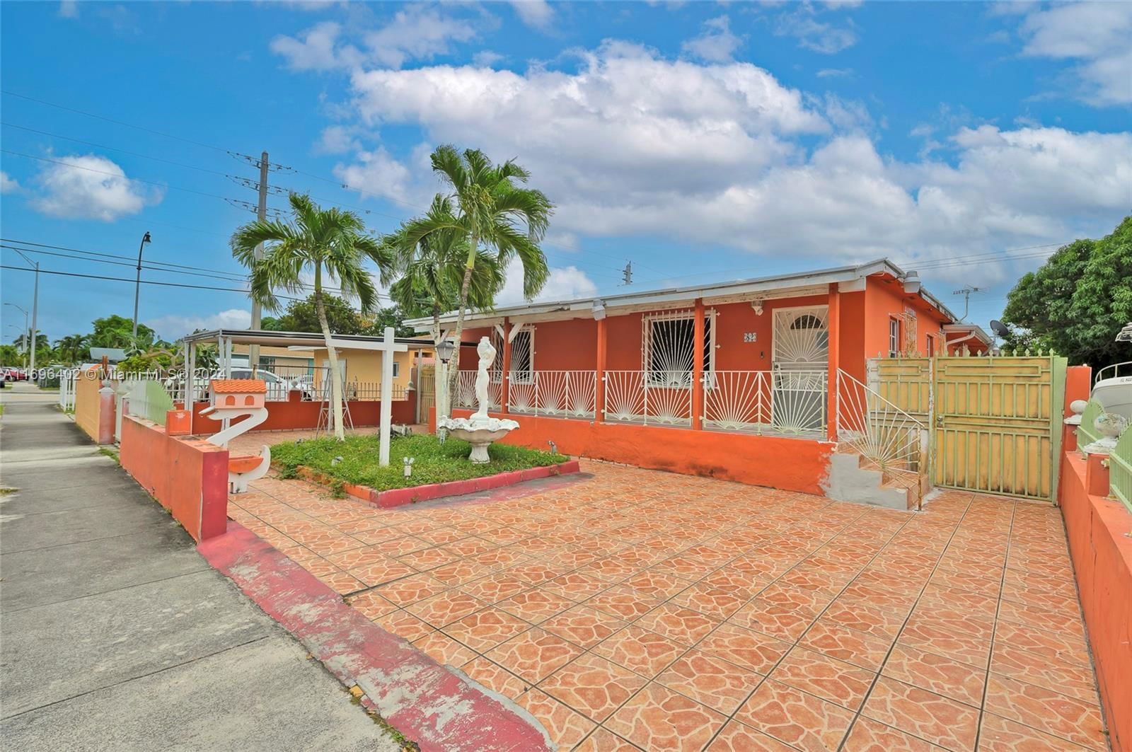 Real estate property located at 82 16th St, Miami-Dade, TOWN OF HIALEAH 1 ADDN AM, Hialeah, FL