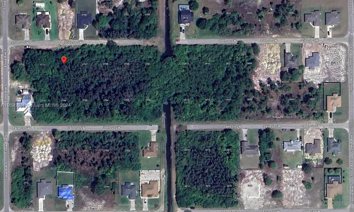 Real estate property located at 2709 35, Lee, LEHIGH ACRES, Other City - In The State Of Florida, FL