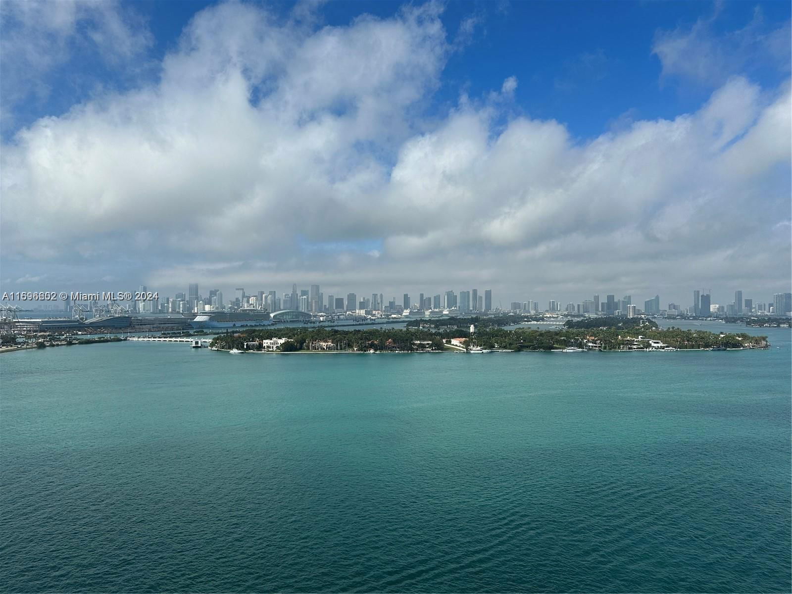 Real estate property located at 540 West Ave #1812/1813, Miami-Dade, THE BENTLEY BAY CONDO, Miami Beach, FL