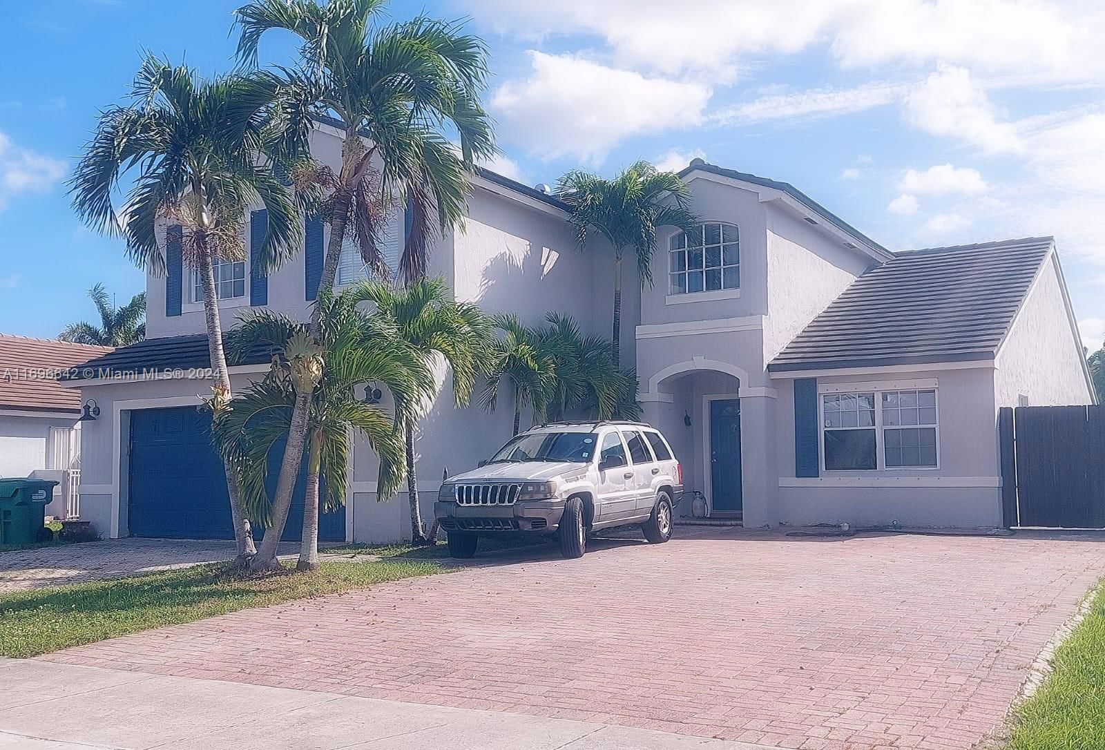 Real estate property located at 16120 72nd Ter, Miami-Dade, HEFTLER HOMES AT LAGO MAR, Miami, FL