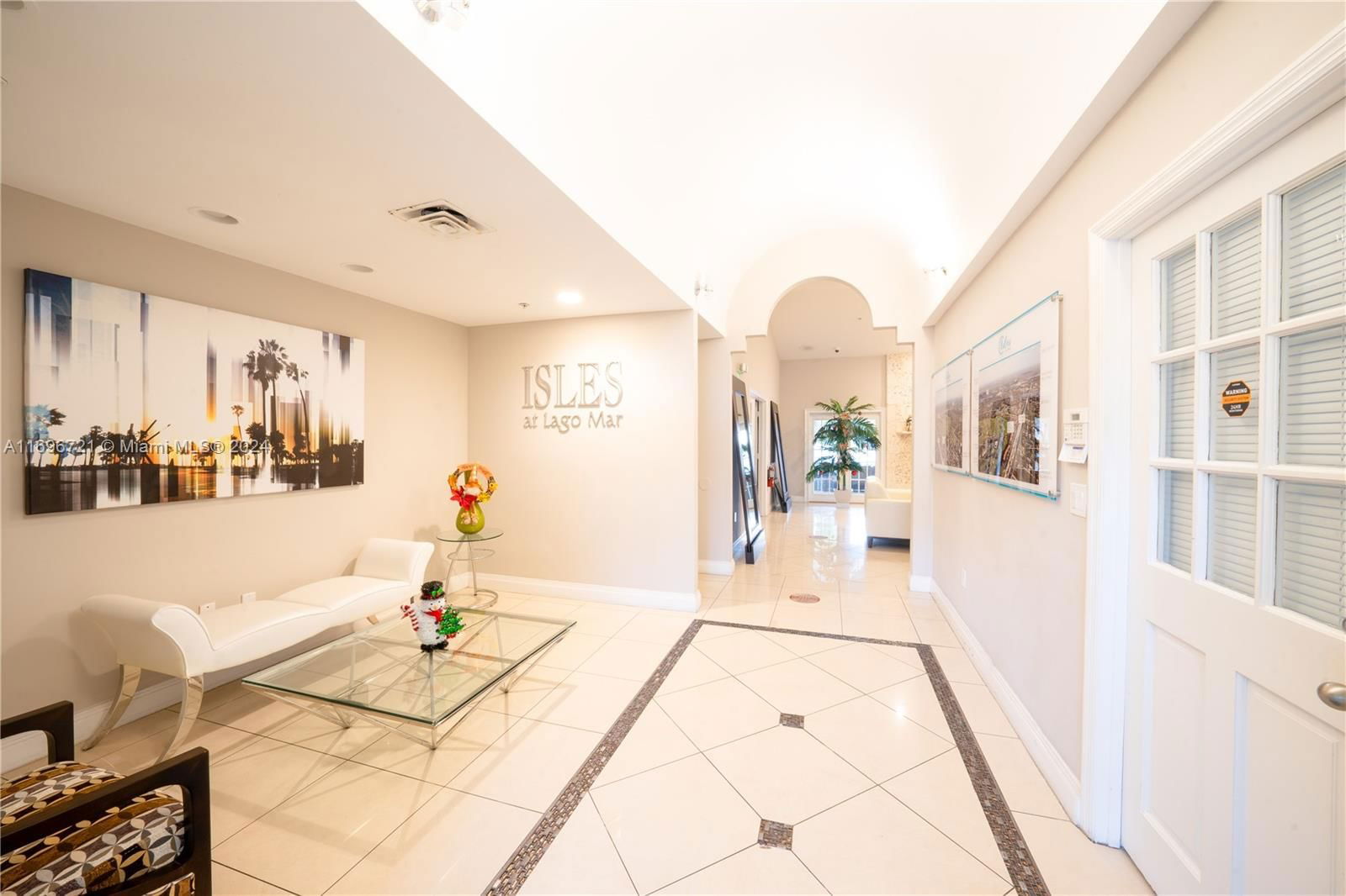 Real estate property located at 12950 Vista Isles Dr #424, Broward, Isles At Lago Mar Condo, Sunrise, FL