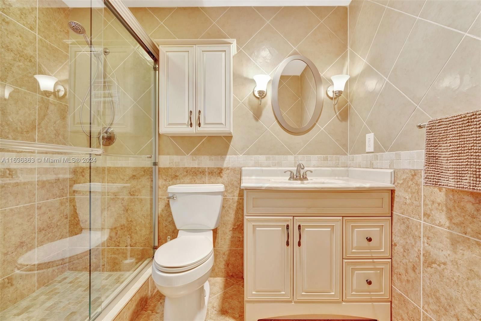 Real estate property located at 221 9th Ave #102, Broward, Pompano Place Condo, Pompano Beach, FL