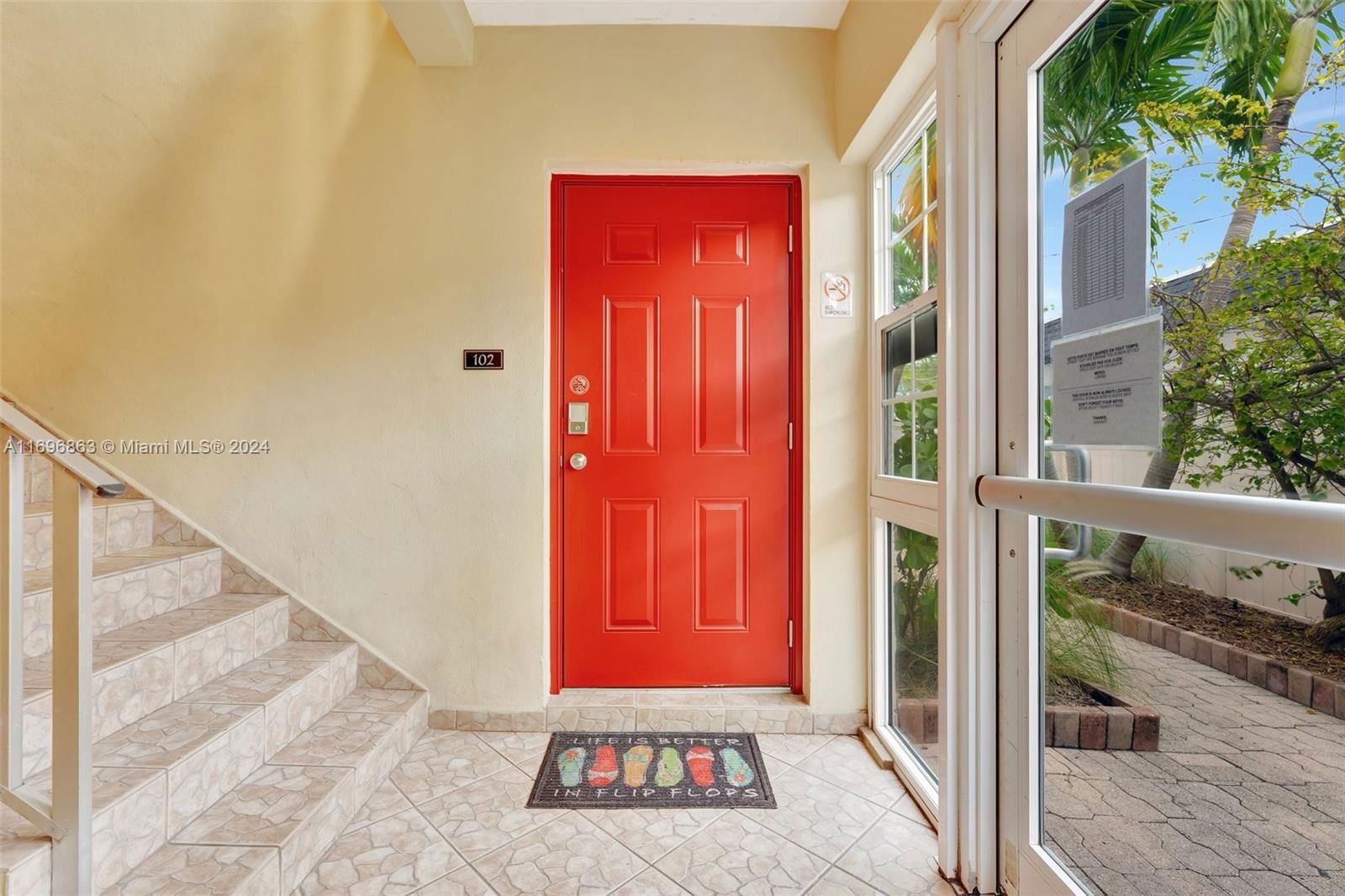 Real estate property located at 221 9th Ave #102, Broward, Pompano Place Condo, Pompano Beach, FL