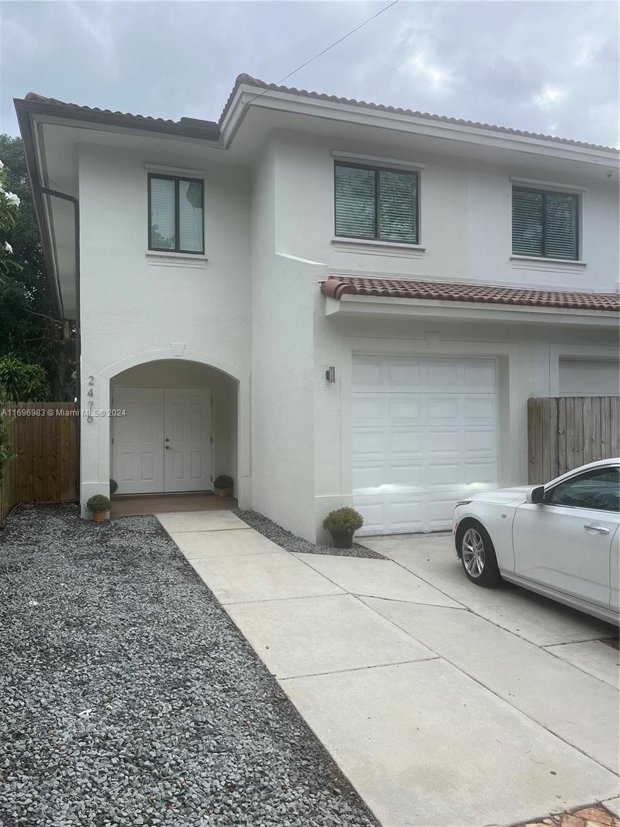 Real estate property located at 2476 11th St, Miami-Dade, NEW SILVER CREST HOMES CO, Miami, FL