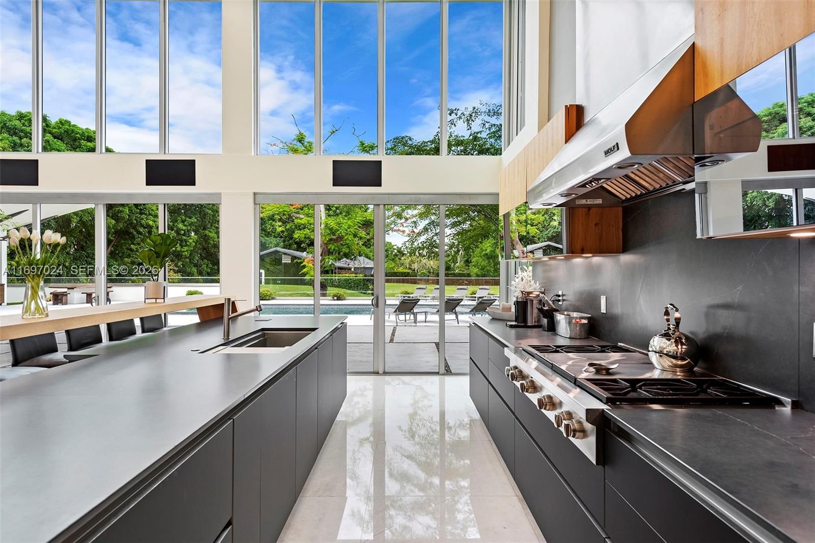 Real estate property located at 14305 Stirling Rd, Broward, Everglade Sugar & Land Co, Southwest Ranches, FL