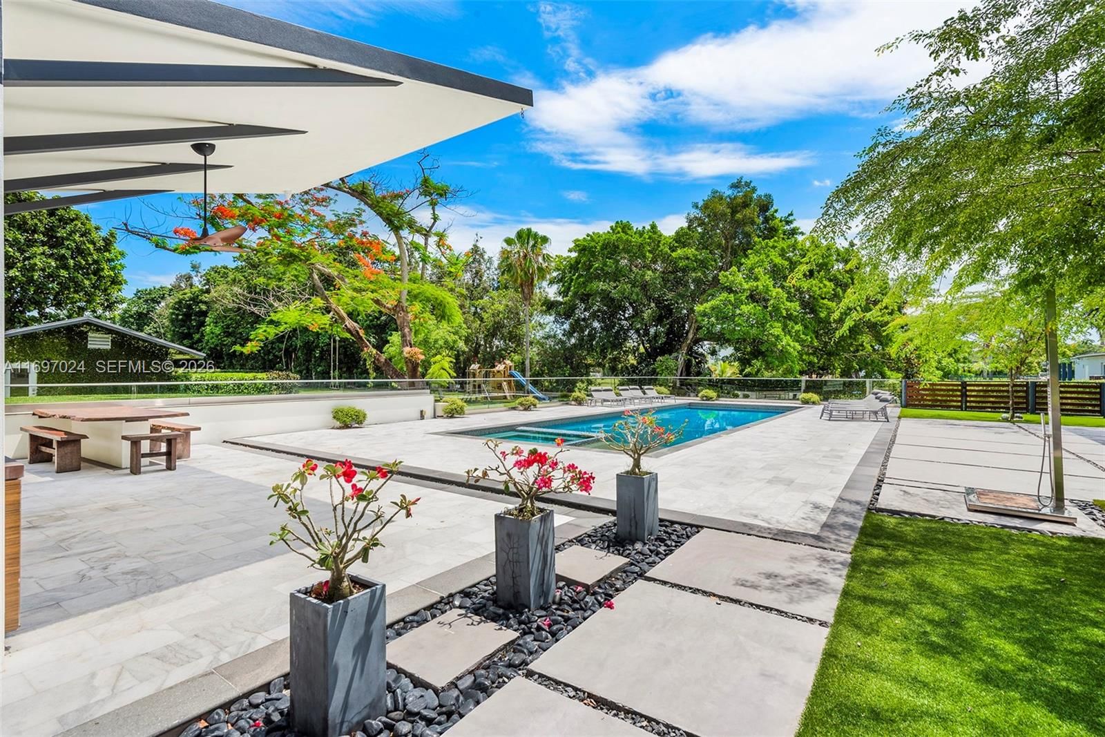 Real estate property located at 14305 Stirling Rd, Broward, Everglade Sugar & Land Co, Southwest Ranches, FL