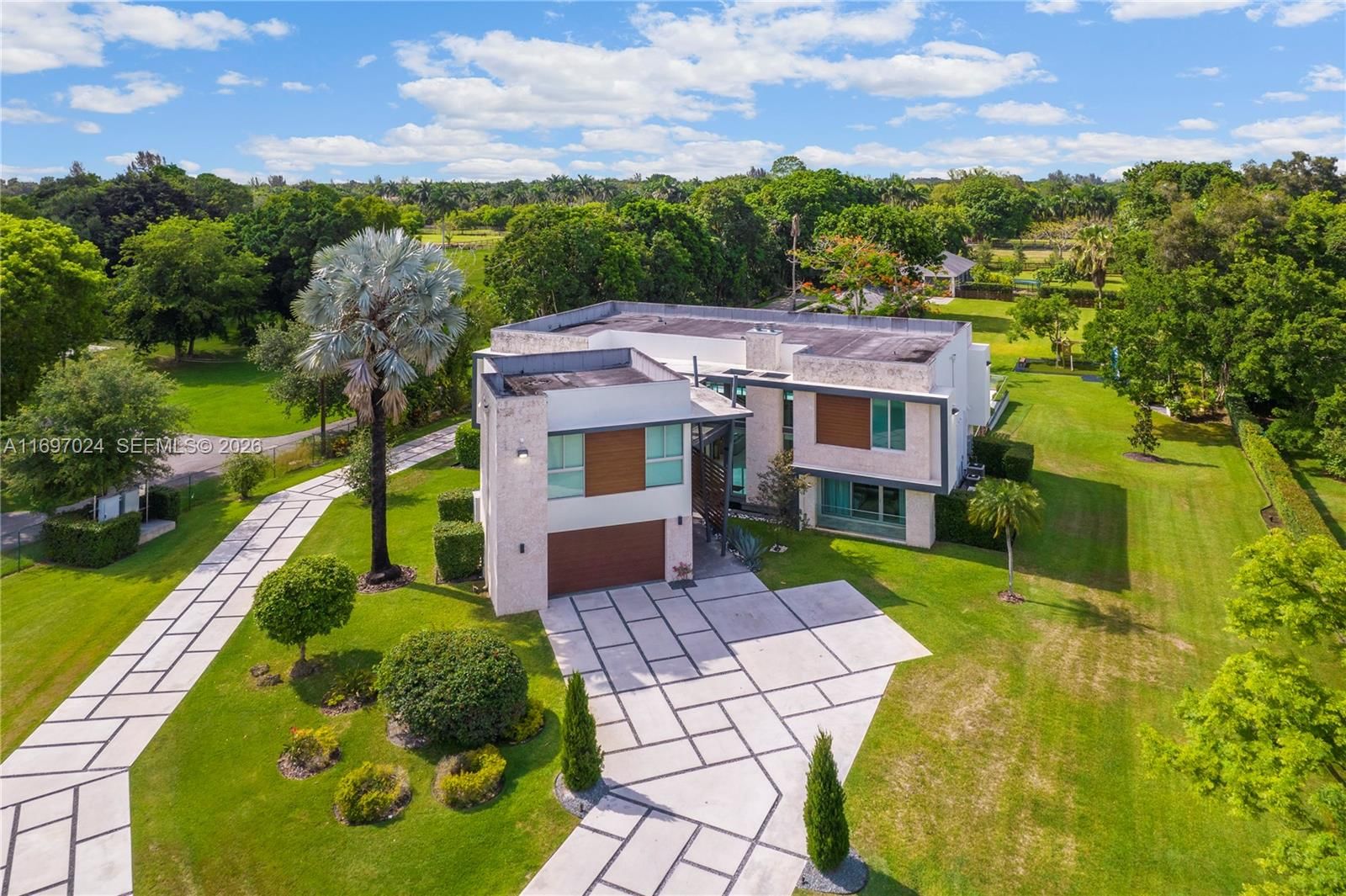 Real estate property located at 14305 Stirling Rd, Broward, Everglade Sugar & Land Co, Southwest Ranches, FL