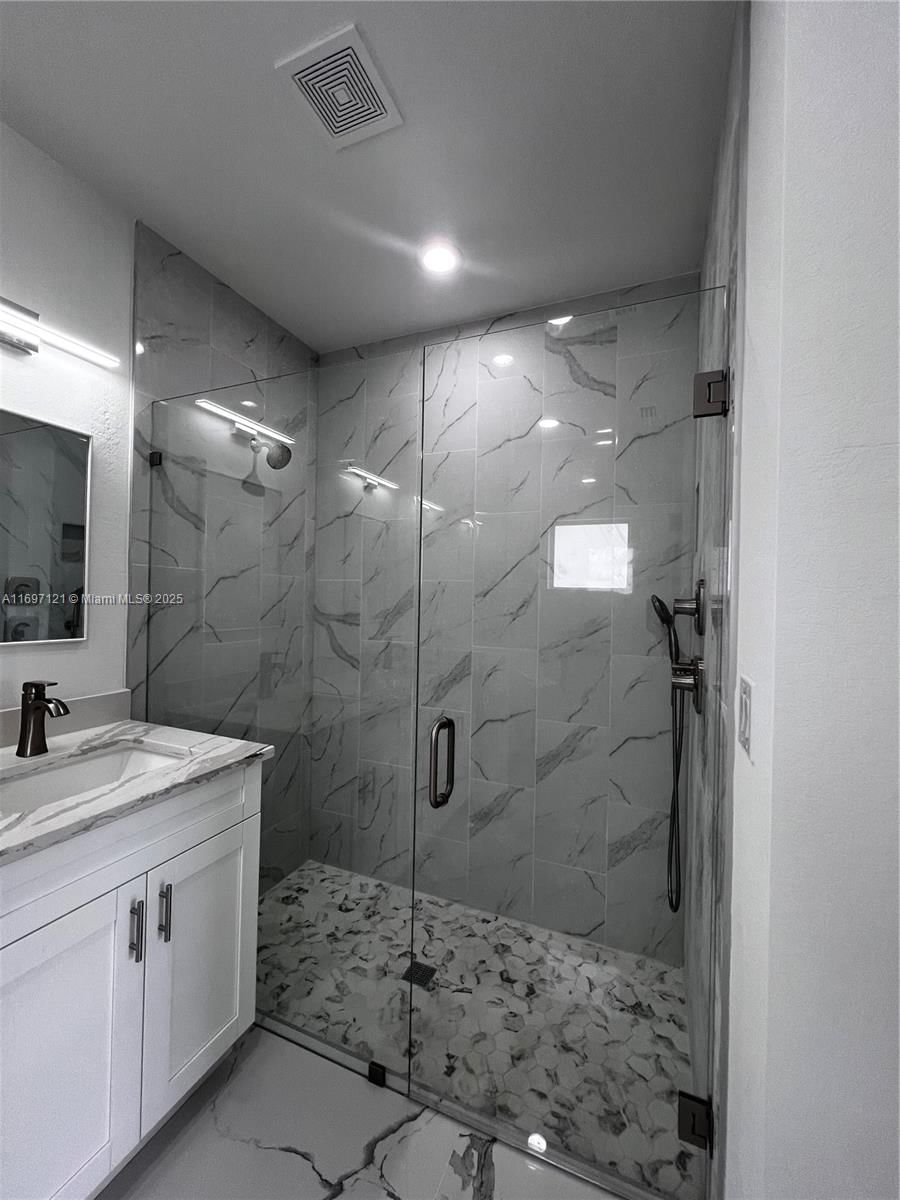Real estate property located at 4209 NE 23rd PL, Lee, Cape Coral Unit 88 (331350, Cape Coral, FL