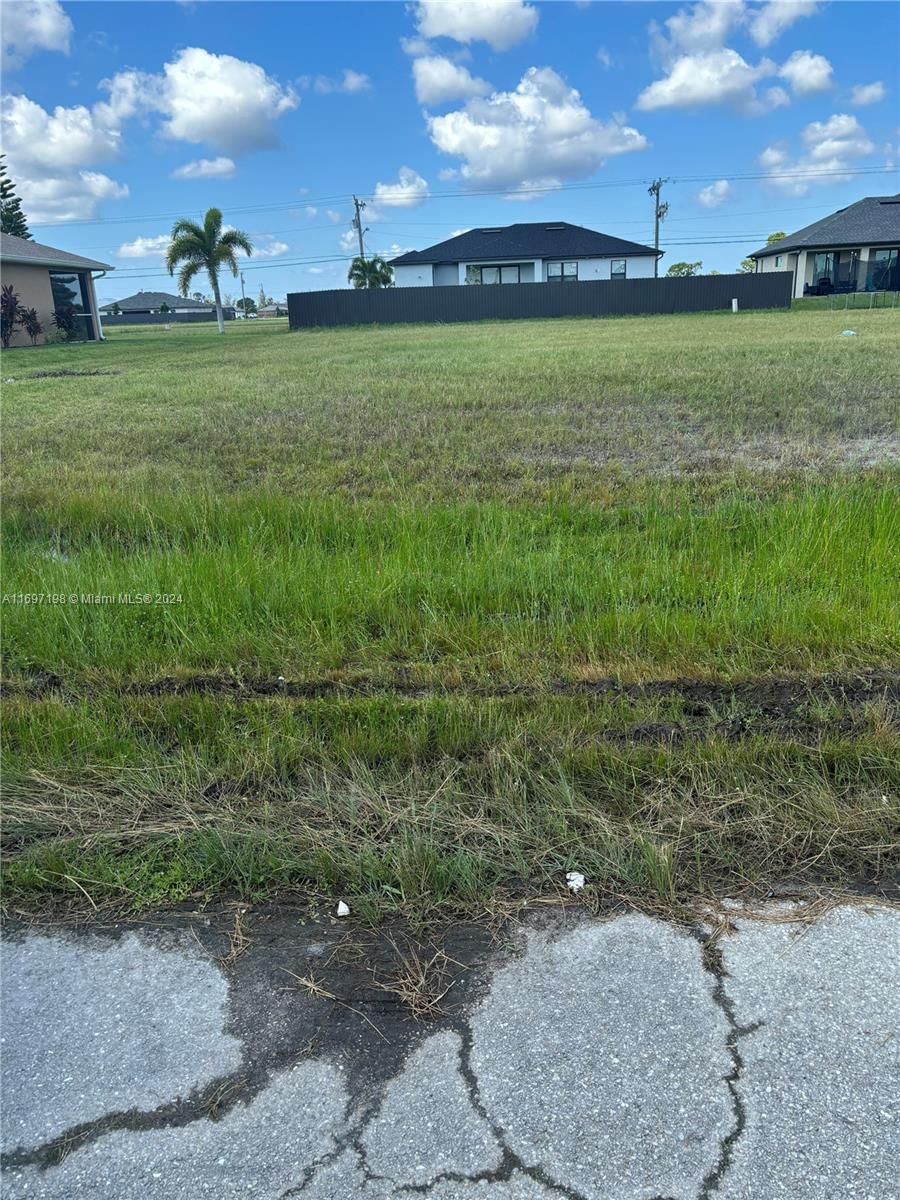 Real estate property located at 1224 NW 15 PL, Lee, N/A, Cape Coral, FL