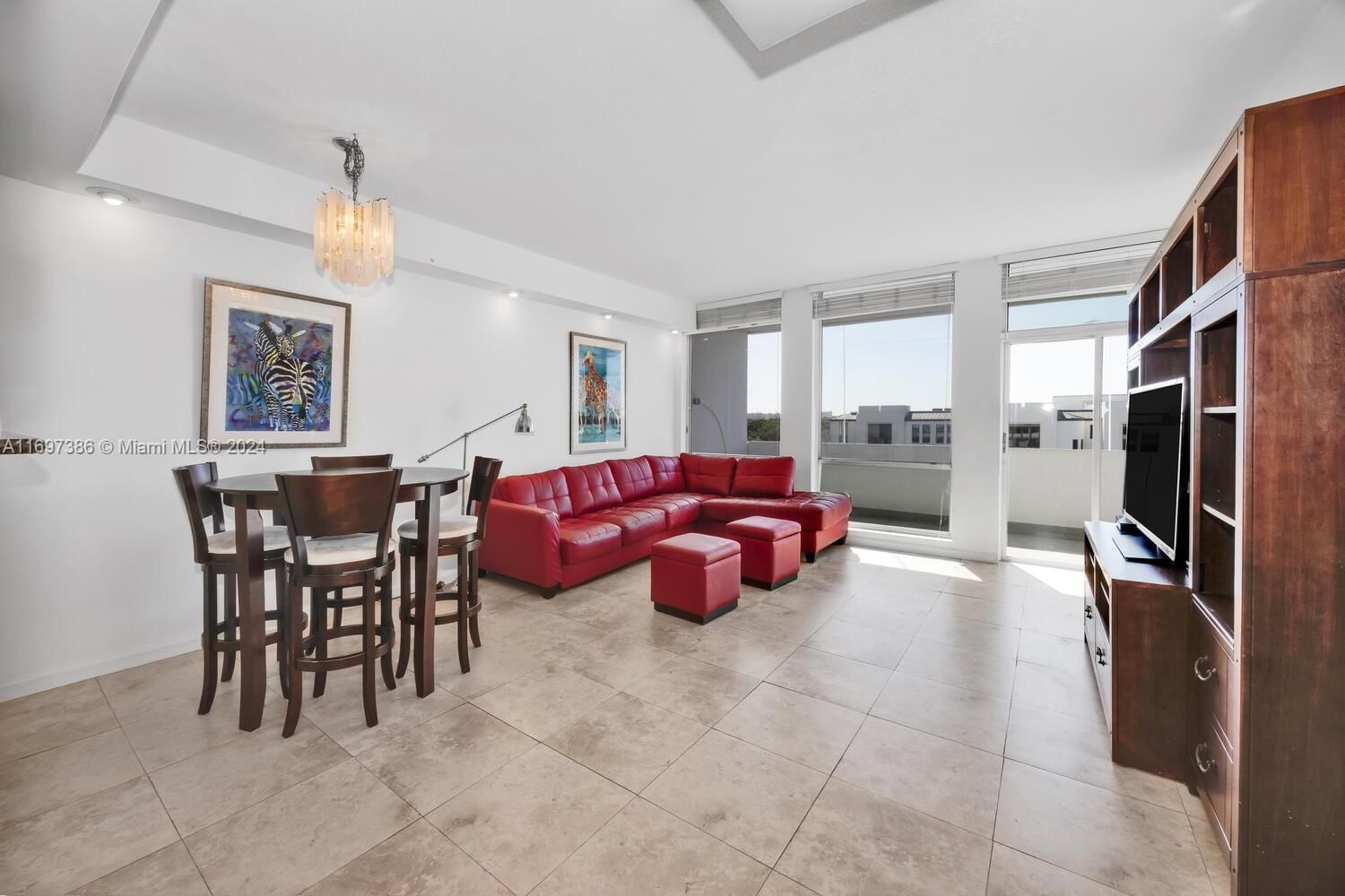 Real estate property located at 700 Biltmore Way #607, Miami-dade, David William Hotel Condo, Coral Gables, FL