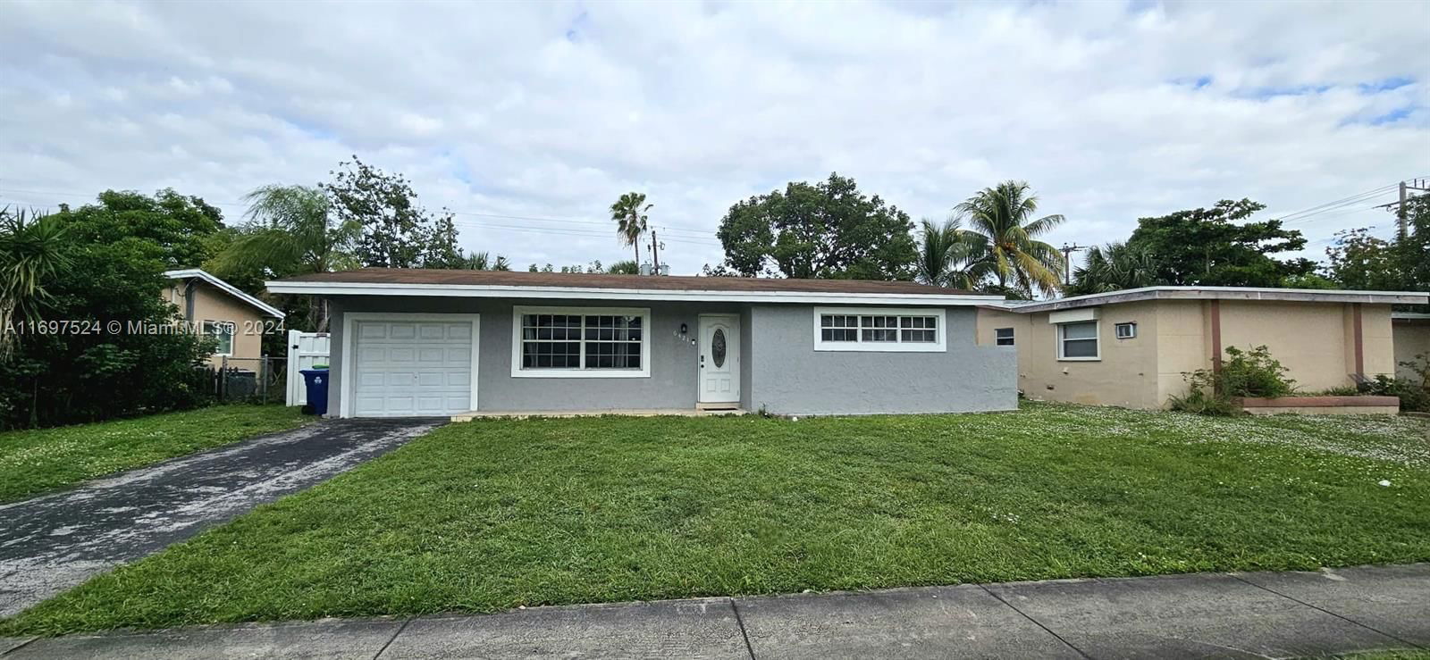 Real estate property located at 6421 30th St, Broward, SUNRISE GOLF VILLAGE THIR, Sunrise, FL