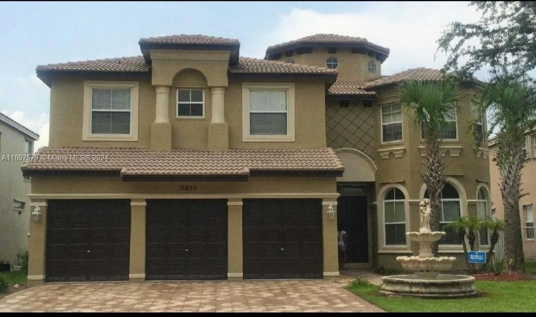 Real estate property located at 16659 54th Ct, Broward, RIVIERA ISLES II, Miramar, FL