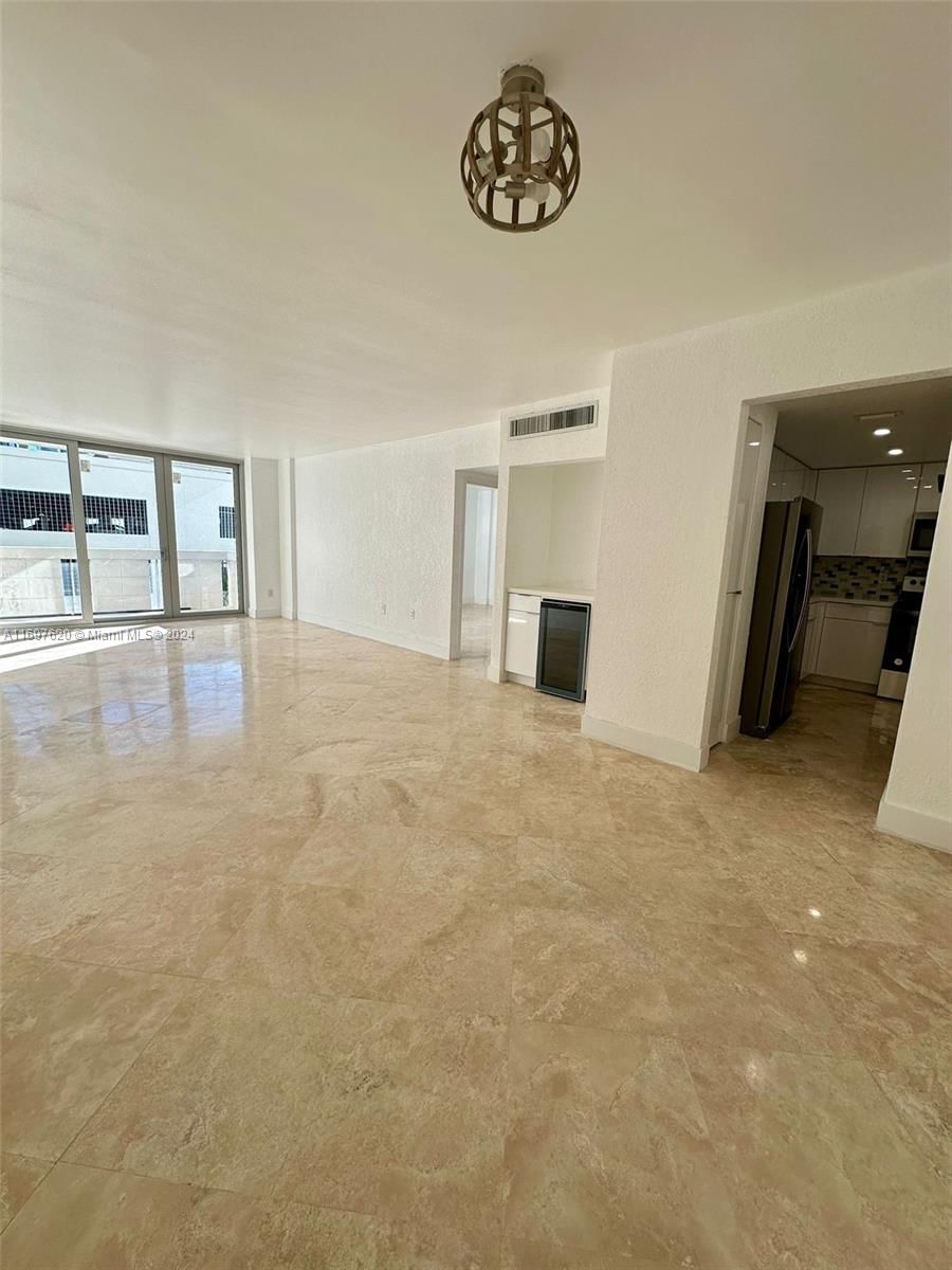 Real estate property located at 800 West Ave #510, Miami-Dade, SOUTH BAY CLUB CONDO, Miami Beach, FL