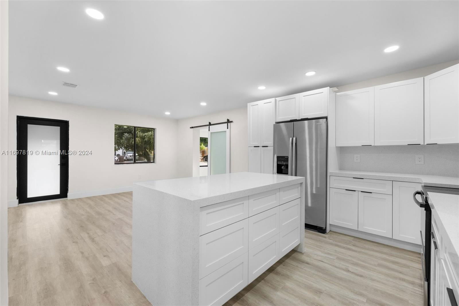 Real estate property located at 331 40th Pl, Miami-dade, Ideal Homes Sub No 3, Hialeah, FL