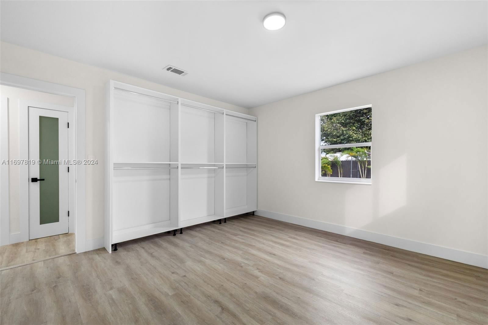 Real estate property located at 331 40th Pl, Miami-dade, Ideal Homes Sub No 3, Hialeah, FL