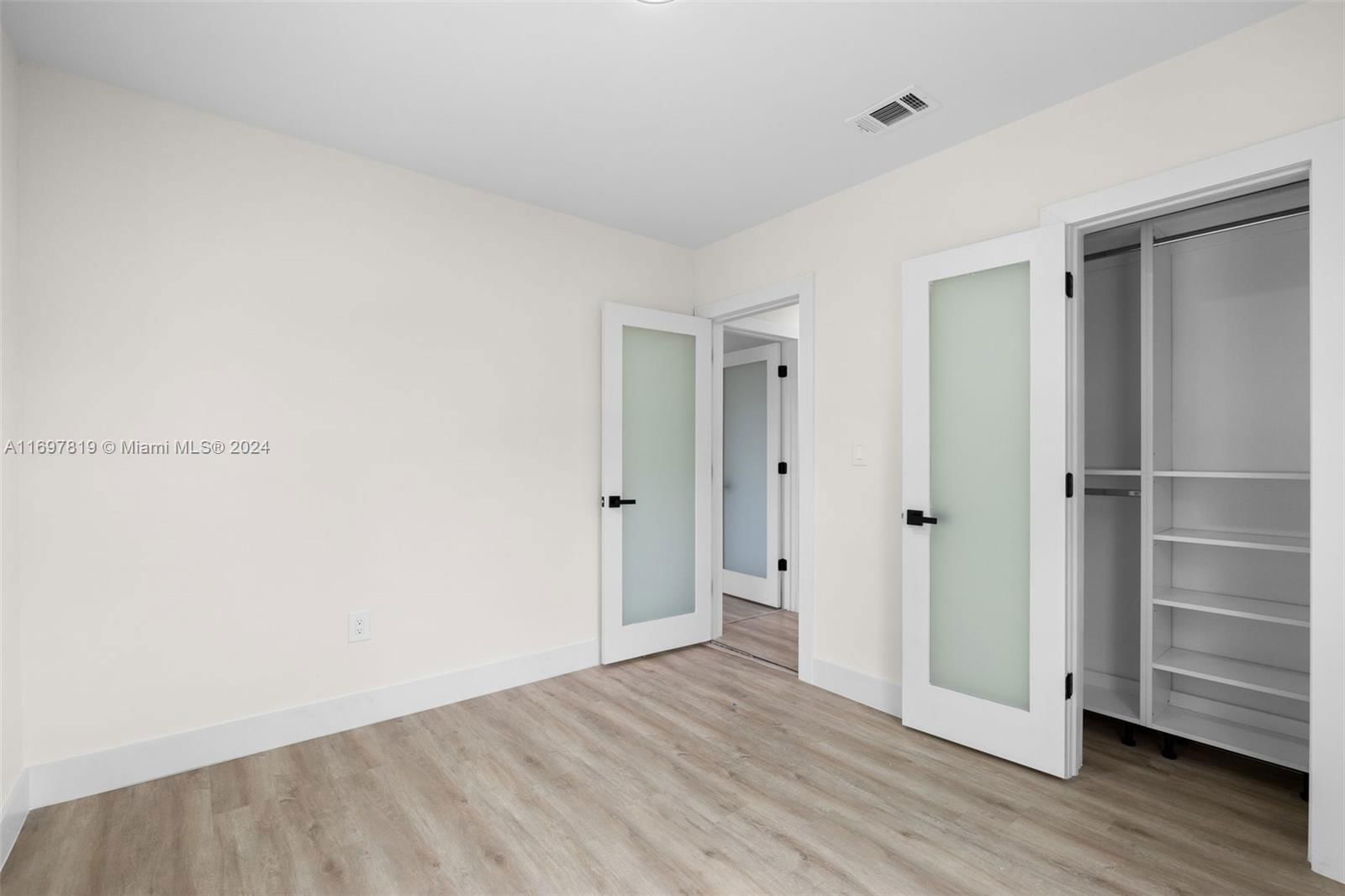 Real estate property located at 331 40th Pl, Miami-dade, Ideal Homes Sub No 3, Hialeah, FL