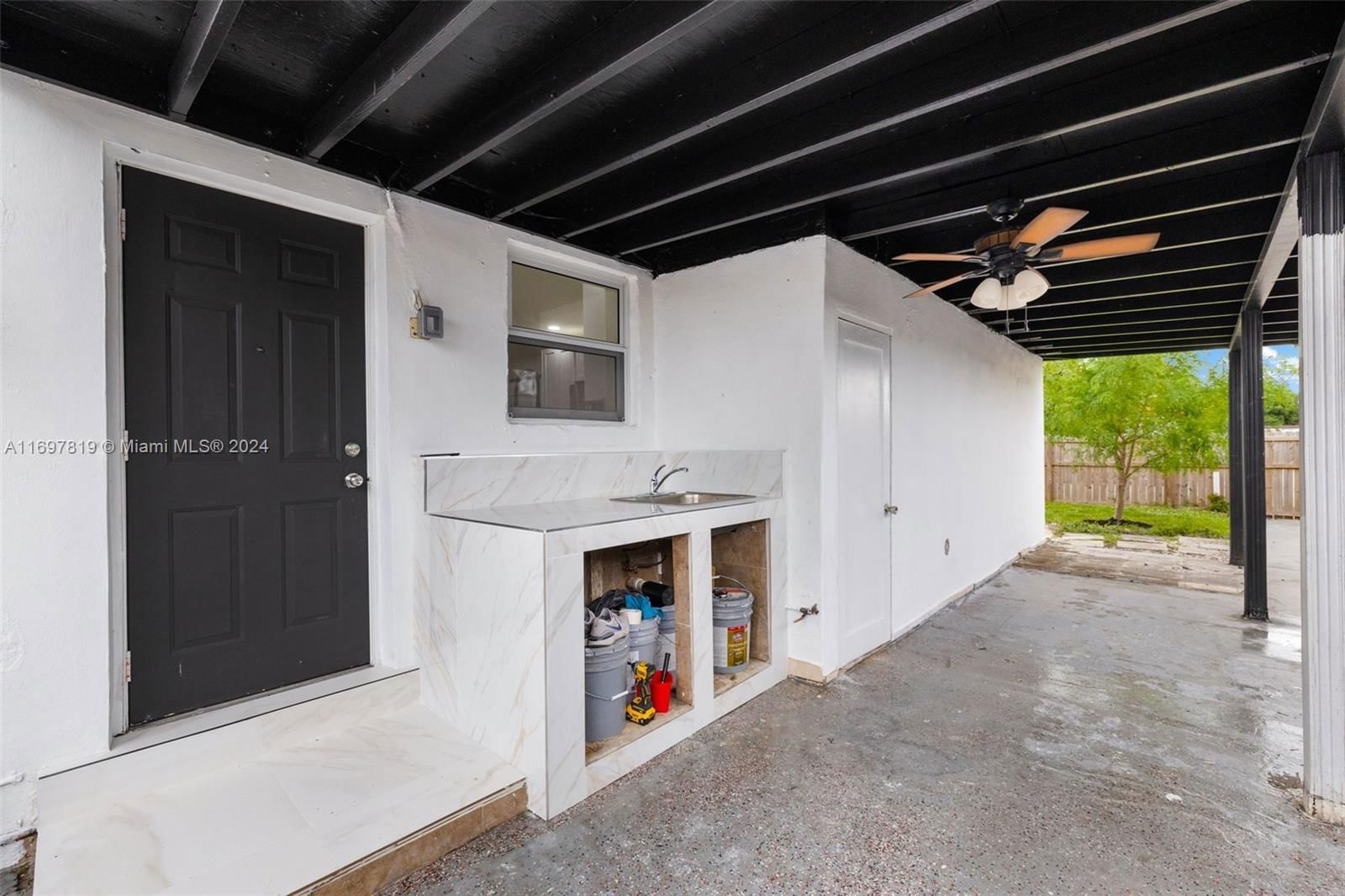 Real estate property located at 331 40th Pl, Miami-dade, Ideal Homes Sub No 3, Hialeah, FL
