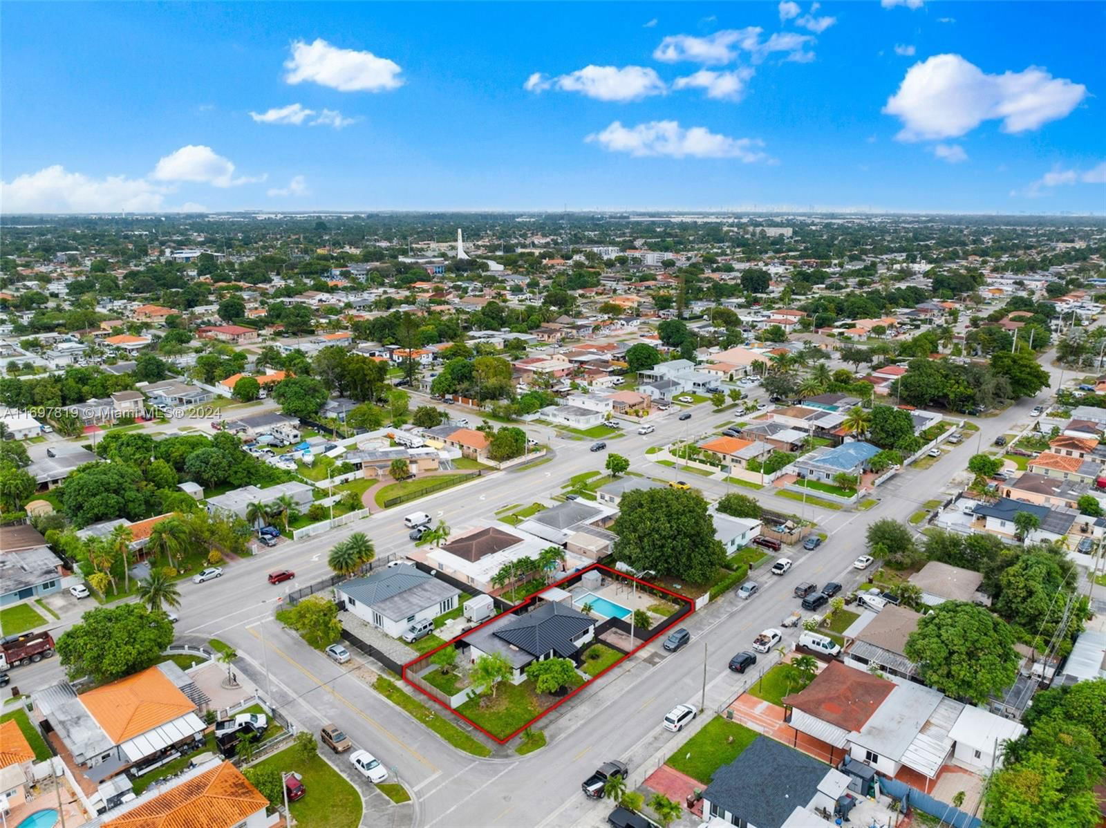 Real estate property located at 331 40th Pl, Miami-dade, Ideal Homes Sub No 3, Hialeah, FL
