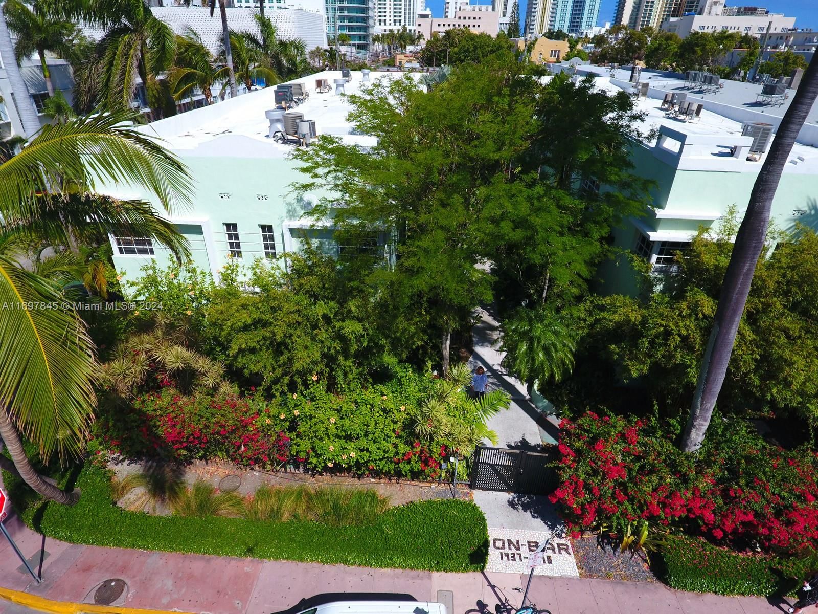 Real estate property located at 1571 Pennsylvania Ave #4S, Miami-dade, Don-bar Condo, Miami Beach, FL