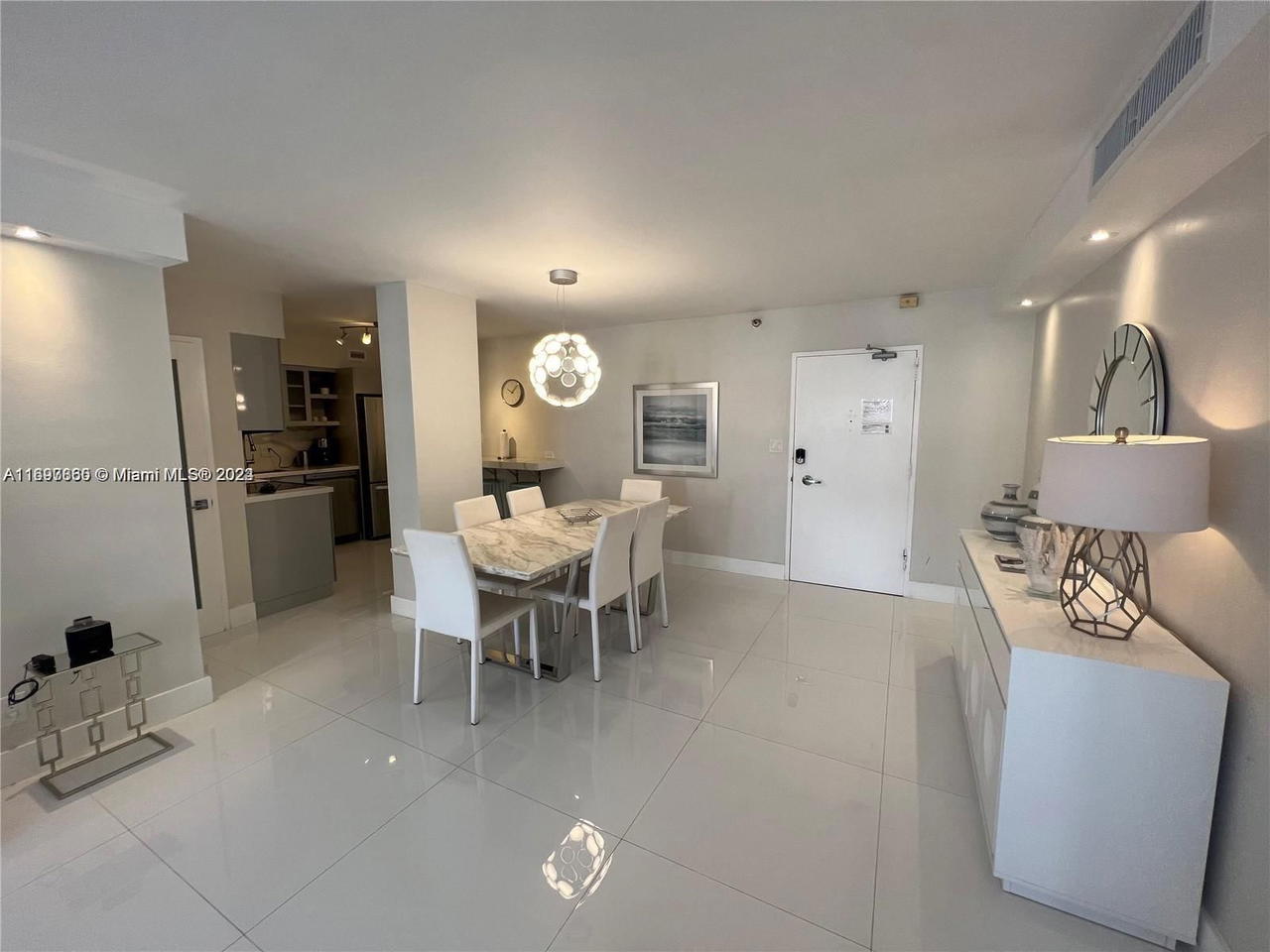 Real estate property located at 5161 COLLINS AVE #1403, Miami-dade, Seacoast 5151 Condo, Miami Beach, FL