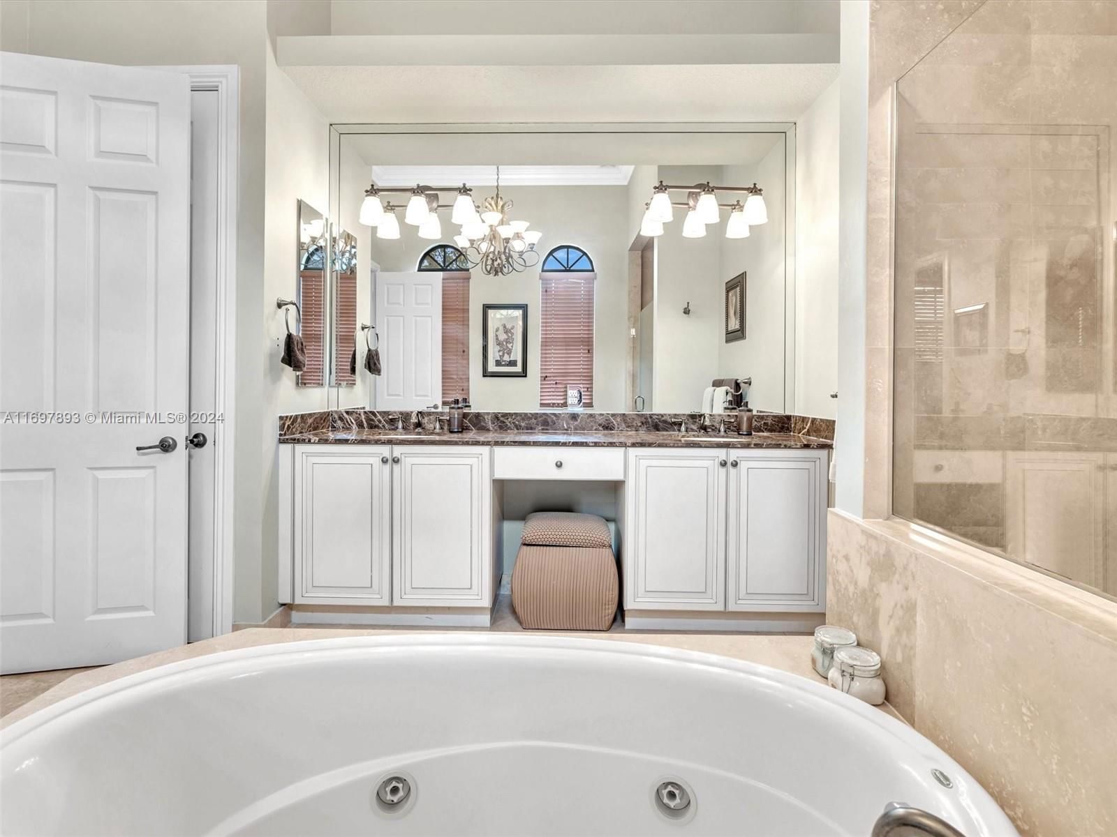 Real estate property located at 3750 88th Ter, Broward, Monterra-estada, Cooper City, FL