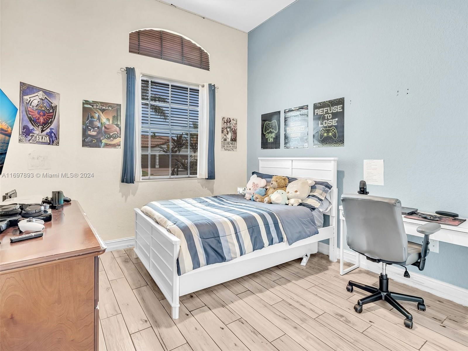 Real estate property located at 3750 88th Ter, Broward, Monterra-estada, Cooper City, FL