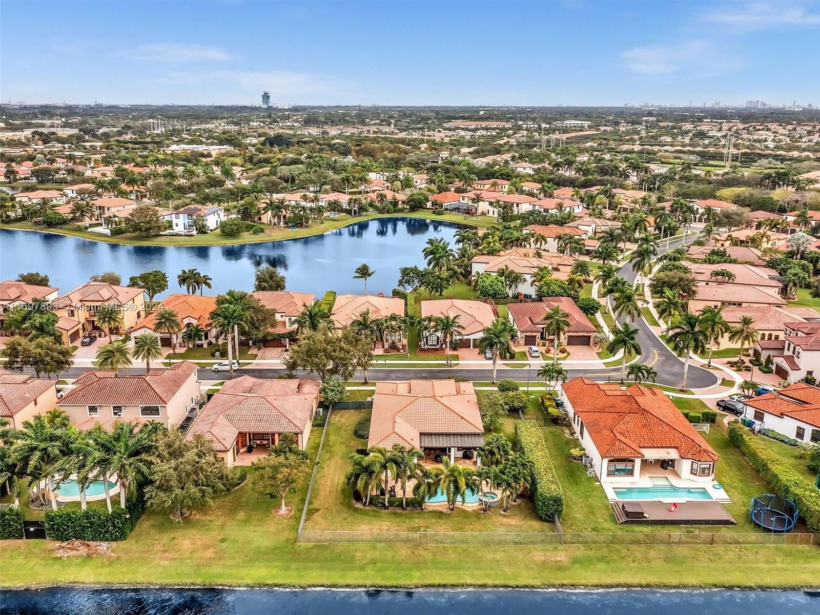 Real estate property located at 3750 88th Ter, Broward, Monterra-estada, Cooper City, FL