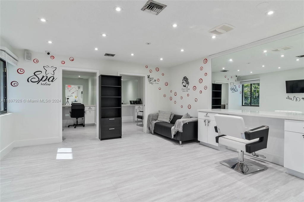 Real estate property located at 6520 24th St, Miami-dade, Miami, FL
