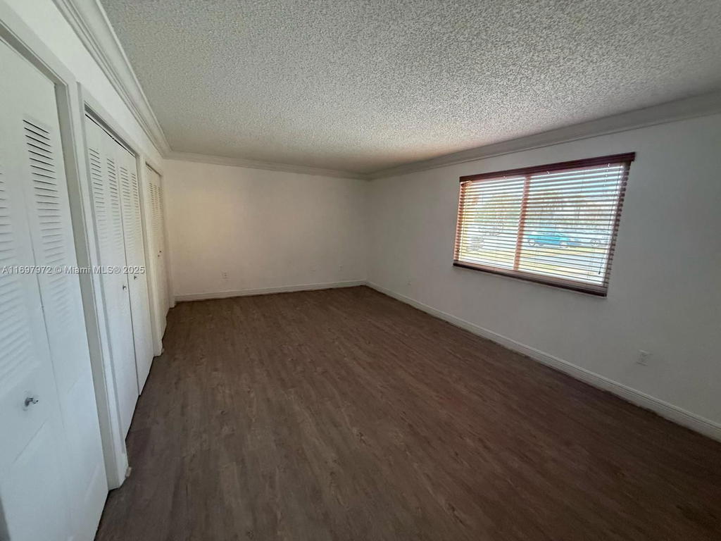 Real estate property located at 7000 186th St #4-114, Miami-dade, Coral Gate West Condo, Hialeah, FL