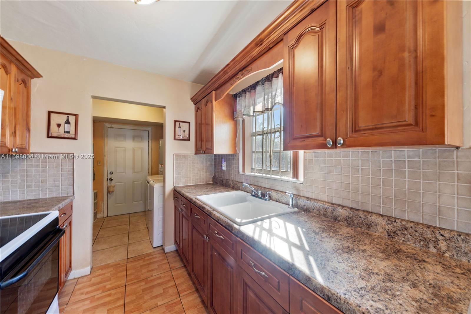 Real estate property located at 720 179th Ter, Miami-dade, Scott Lake Manor Sec 1, Miami Gardens, FL