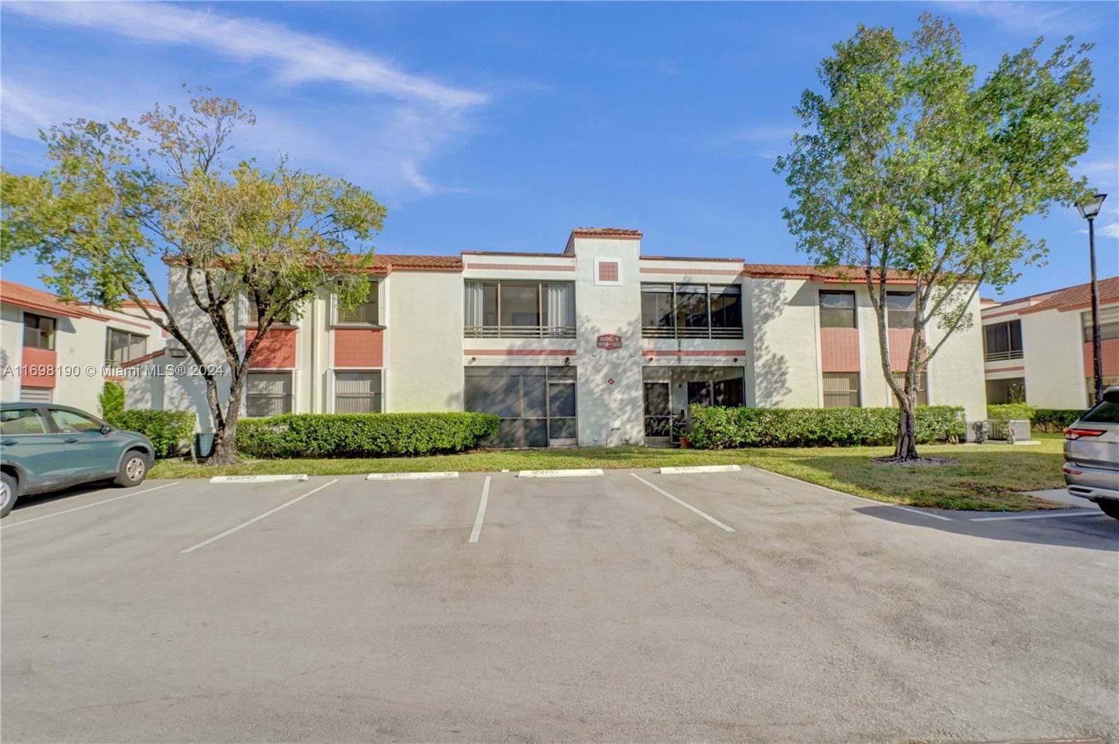 Real estate property located at 1104 Hiatus Rd #1104, Broward, PIERPOINTE EAST CONDO TWO, Pembroke Pines, FL