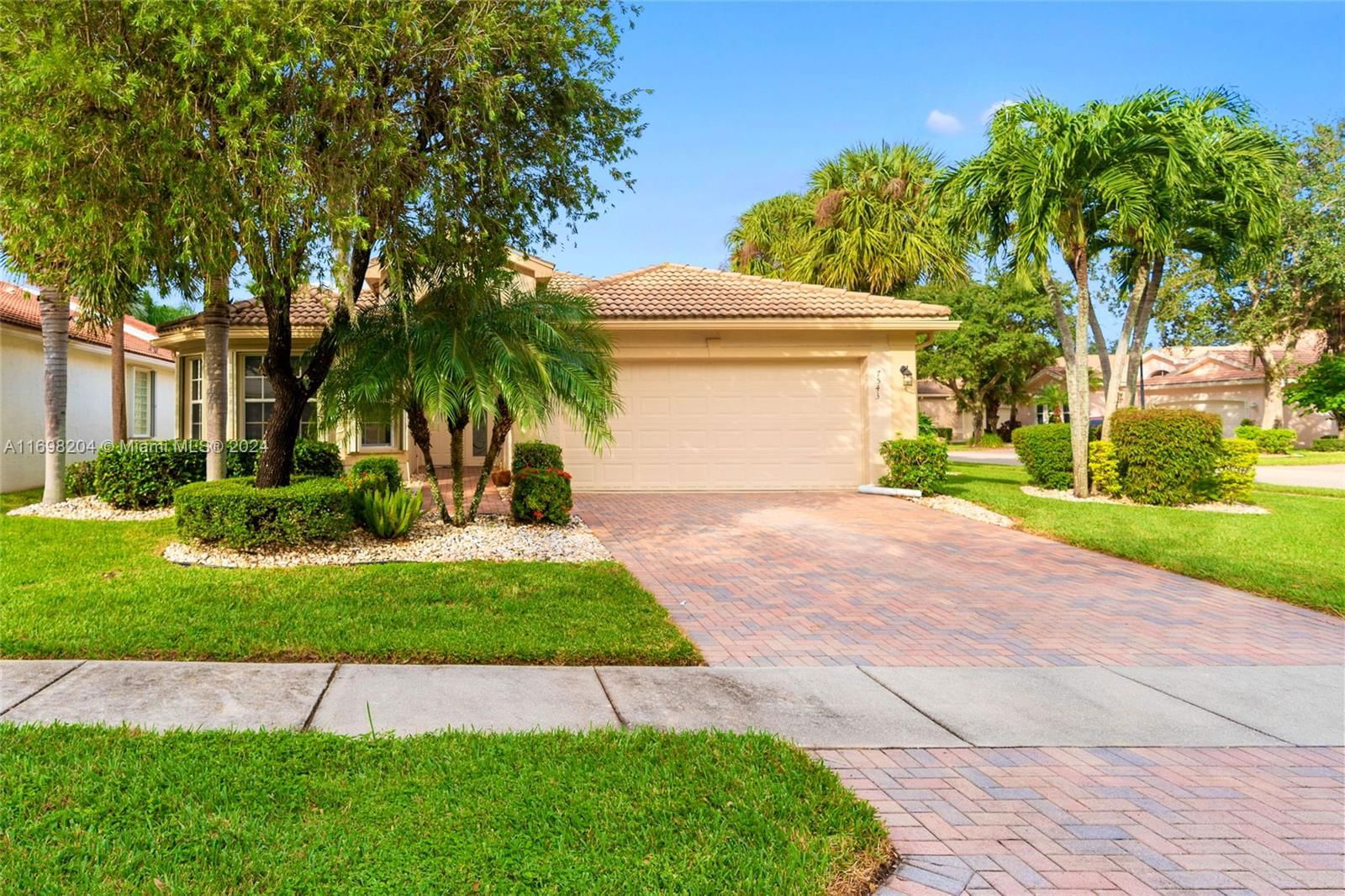 Real estate property located at 7543 Cape Verde Ln, Palm Beach, VALENCIA SHORES 1, Lake Worth, FL