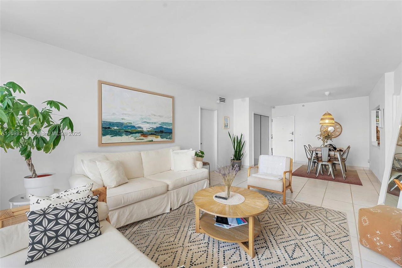 Real estate property located at 5700 Collins Ave #5B, Miami-dade, Seacoast 5700 Condo, Miami Beach, FL