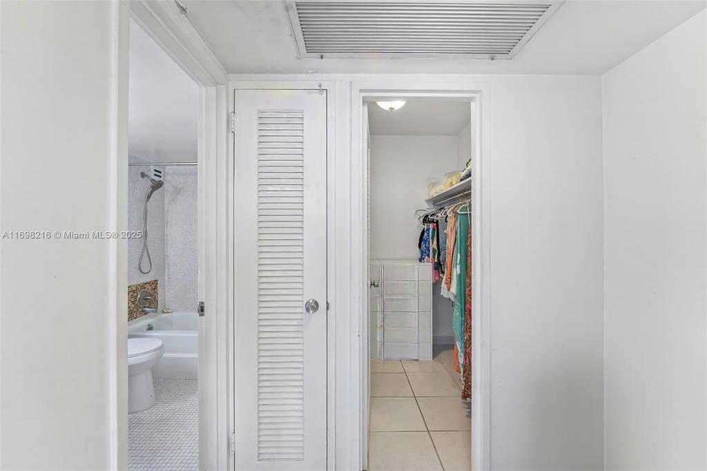 Real estate property located at 5700 Collins Ave #5B, Miami-dade, Seacoast 5700 Condo, Miami Beach, FL