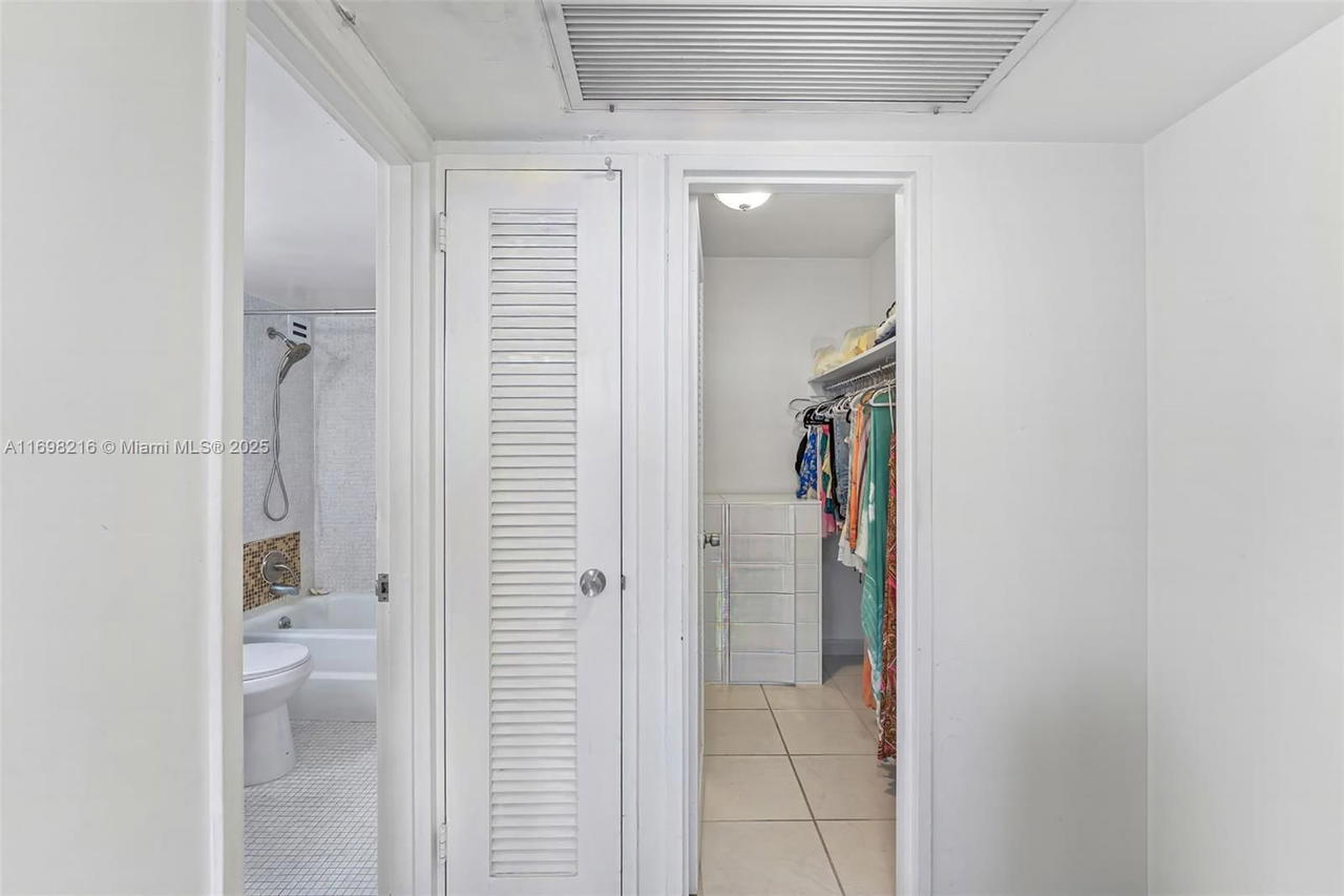 Real estate property located at 5700 Collins Ave #5B, Miami-dade, Seacoast 5700 Condo, Miami Beach, FL