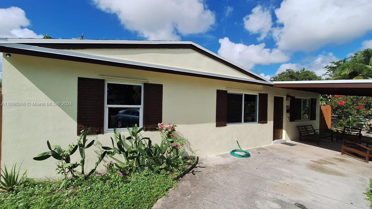 Real estate property located at 740 71st Ave, Broward, BOULEVARD HEIGHTS SEC 3, Hollywood, FL