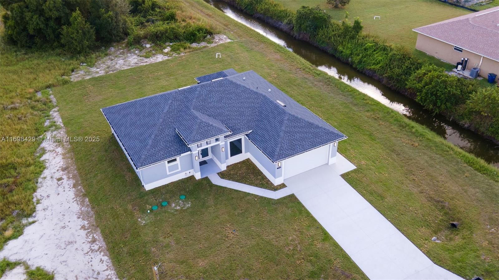 Real estate property located at 3919 9th St SW, Lee, Lehigh Acres, Lehigh Acres, FL