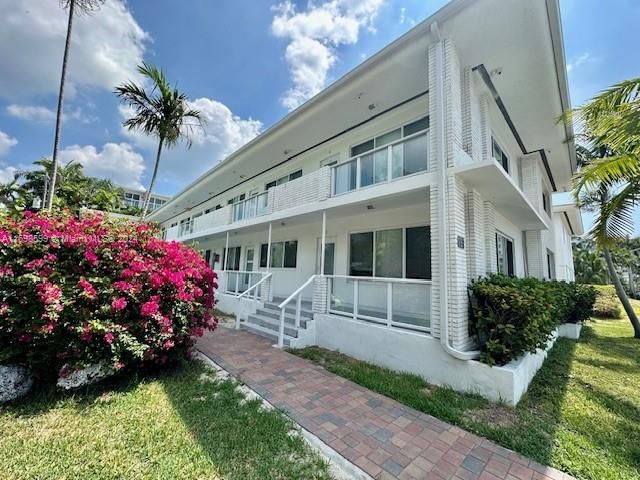 Real estate property located at 1065 98th St #2, Miami-Dade, BOUGAIN-VILLA CONDO, Bay Harbor Islands, FL