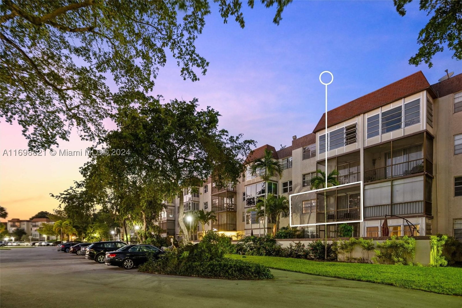 Real estate property located at 1681 70th Ave #220, Broward, Omega Condo No 1, Plantation, FL