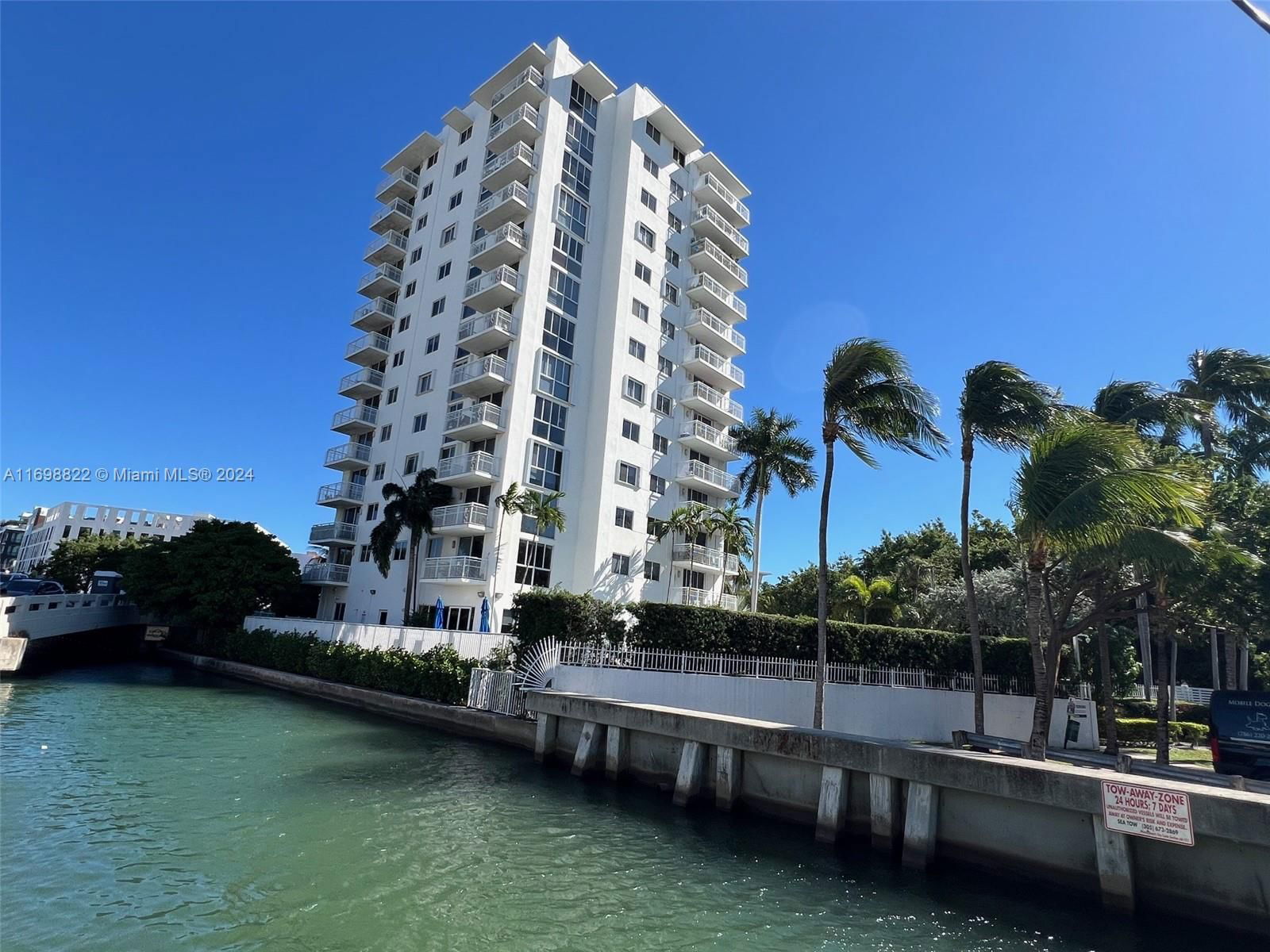 Real estate property located at 1688 West Ave #1005, Miami-Dade, WEST BAY PLAZA CONDO, Miami Beach, FL