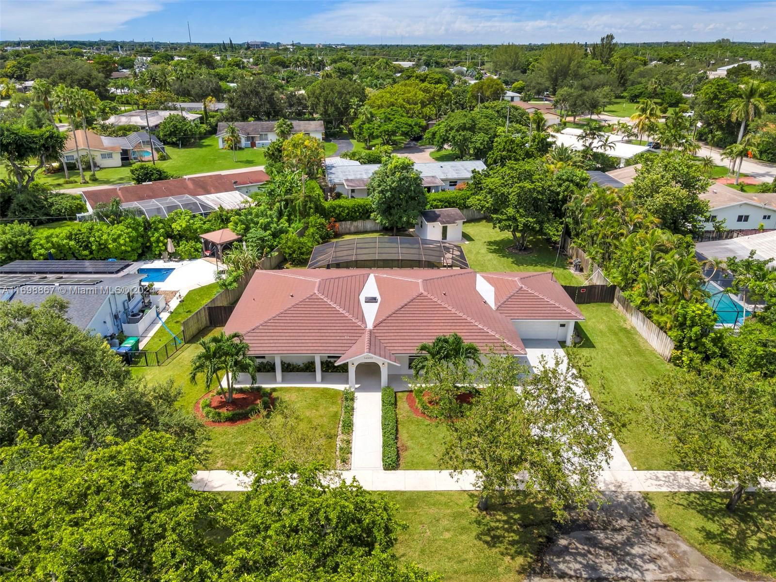 Real estate property located at 14830 87th Ave, Miami-Dade, LAUREL HILL PARK, Palmetto Bay, FL