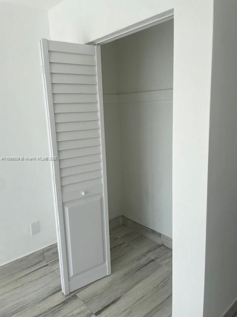 Real estate property located at 1350 191st St B203, Miami-dade, Third Forum Condominium, Miami, FL