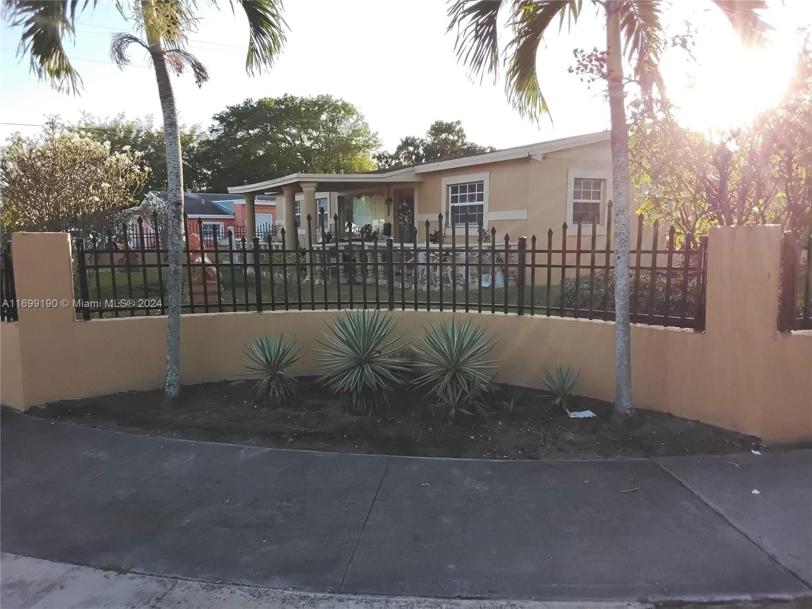 Real estate property located at 20620 34th Ave, Miami-Dade, RIVERDALE ESTS ADDN SEC 2, Miami Gardens, FL