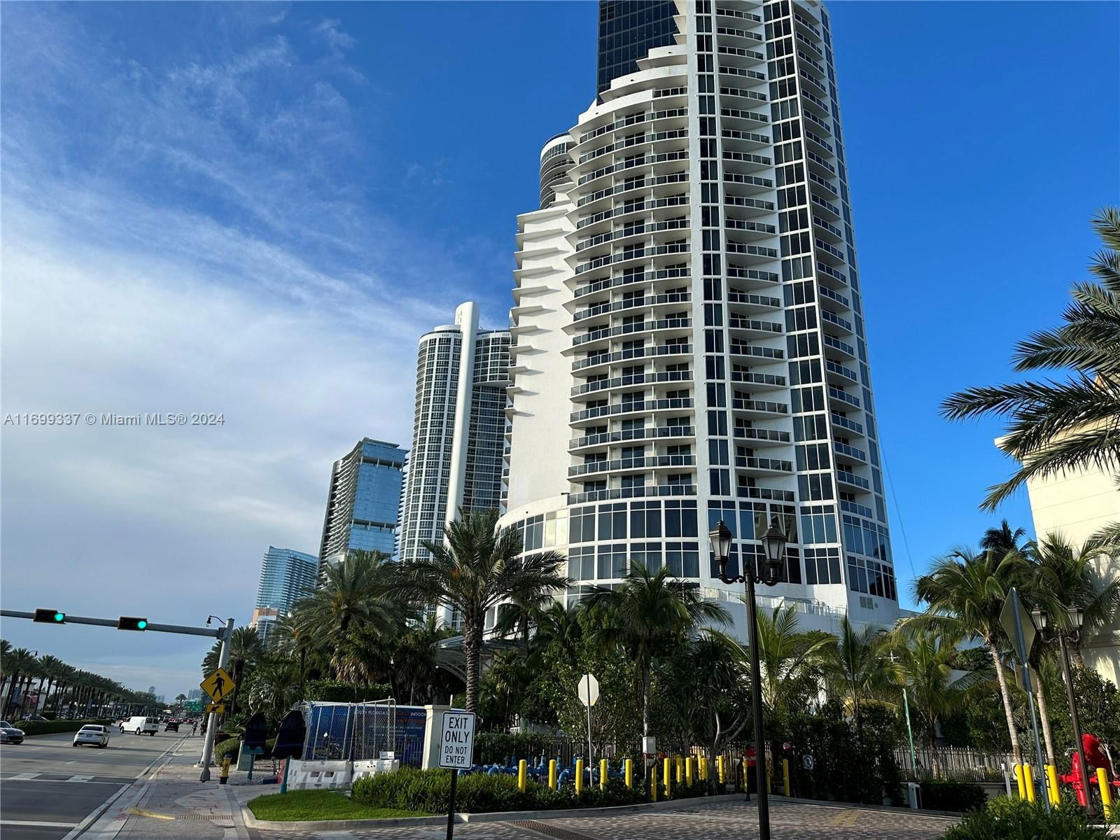 Real estate property located at 18001 Collins Ave, Miami-Dade, TRUMP INTERNATIONAL SONES, Sunny Isles Beach, FL