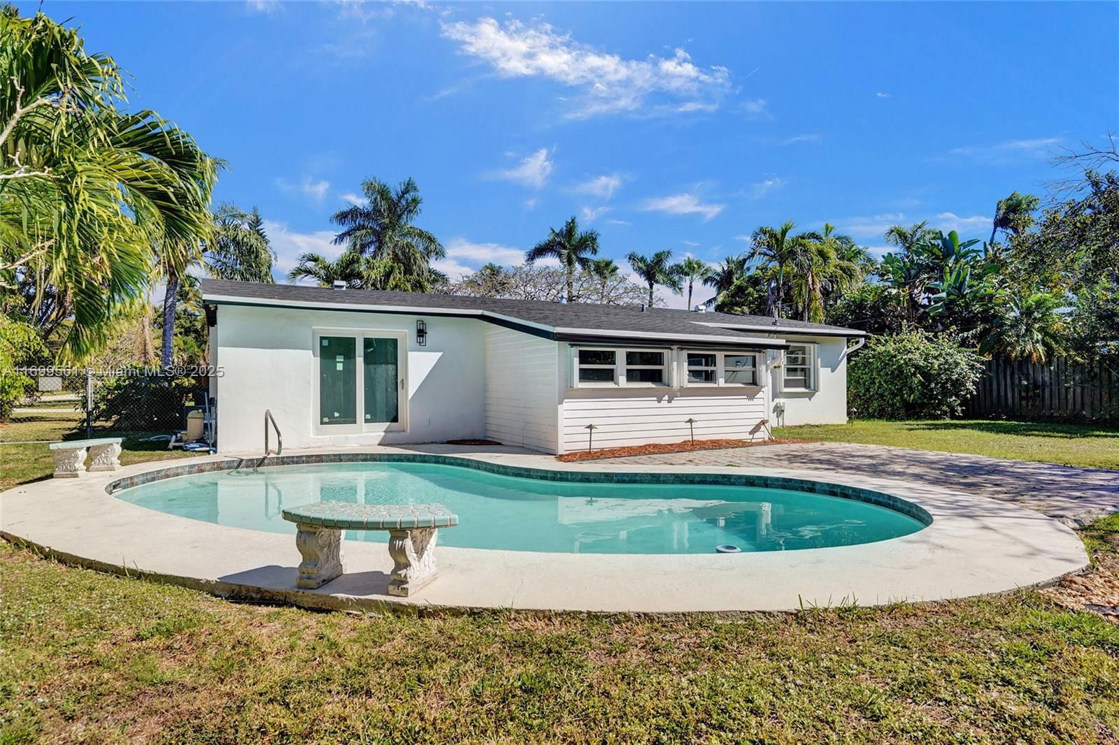 Real estate property located at 2409 7th Ave, Broward, Hillbrook, Wilton Manors, FL