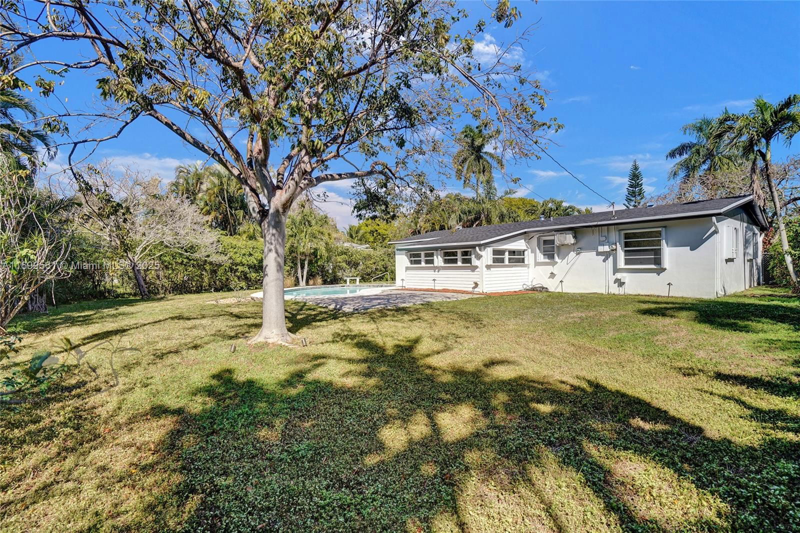 Real estate property located at 2409 7th Ave, Broward, Hillbrook, Wilton Manors, FL