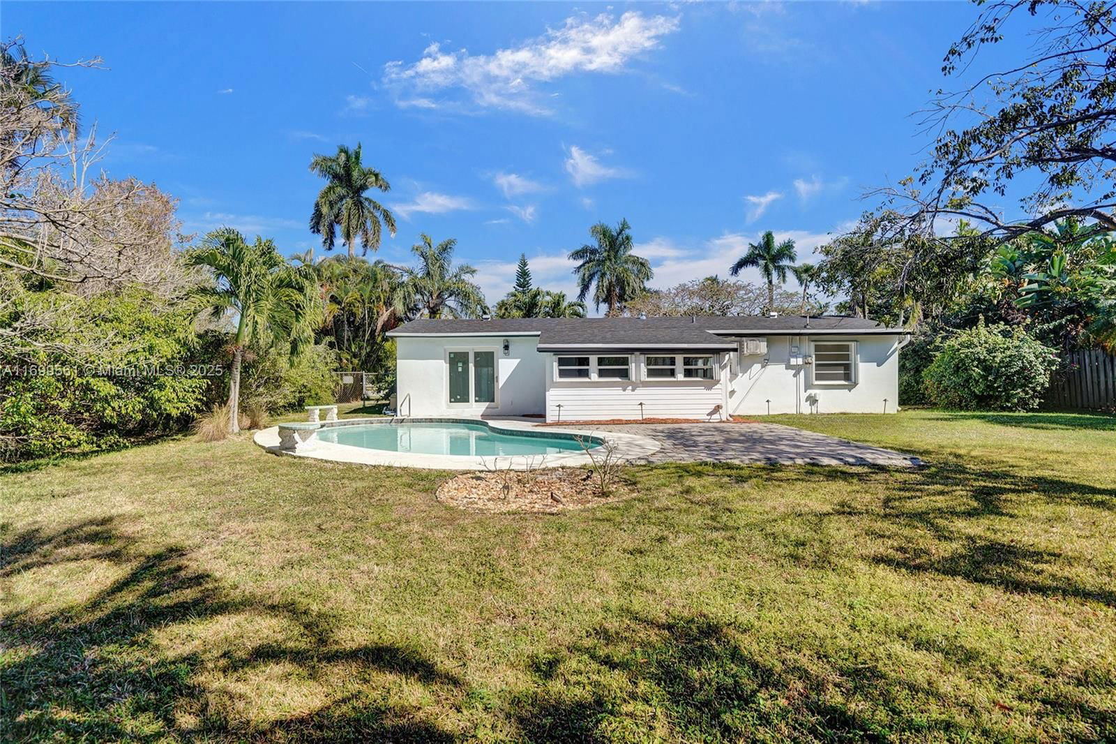 Real estate property located at 2409 7th Ave, Broward, Hillbrook, Wilton Manors, FL